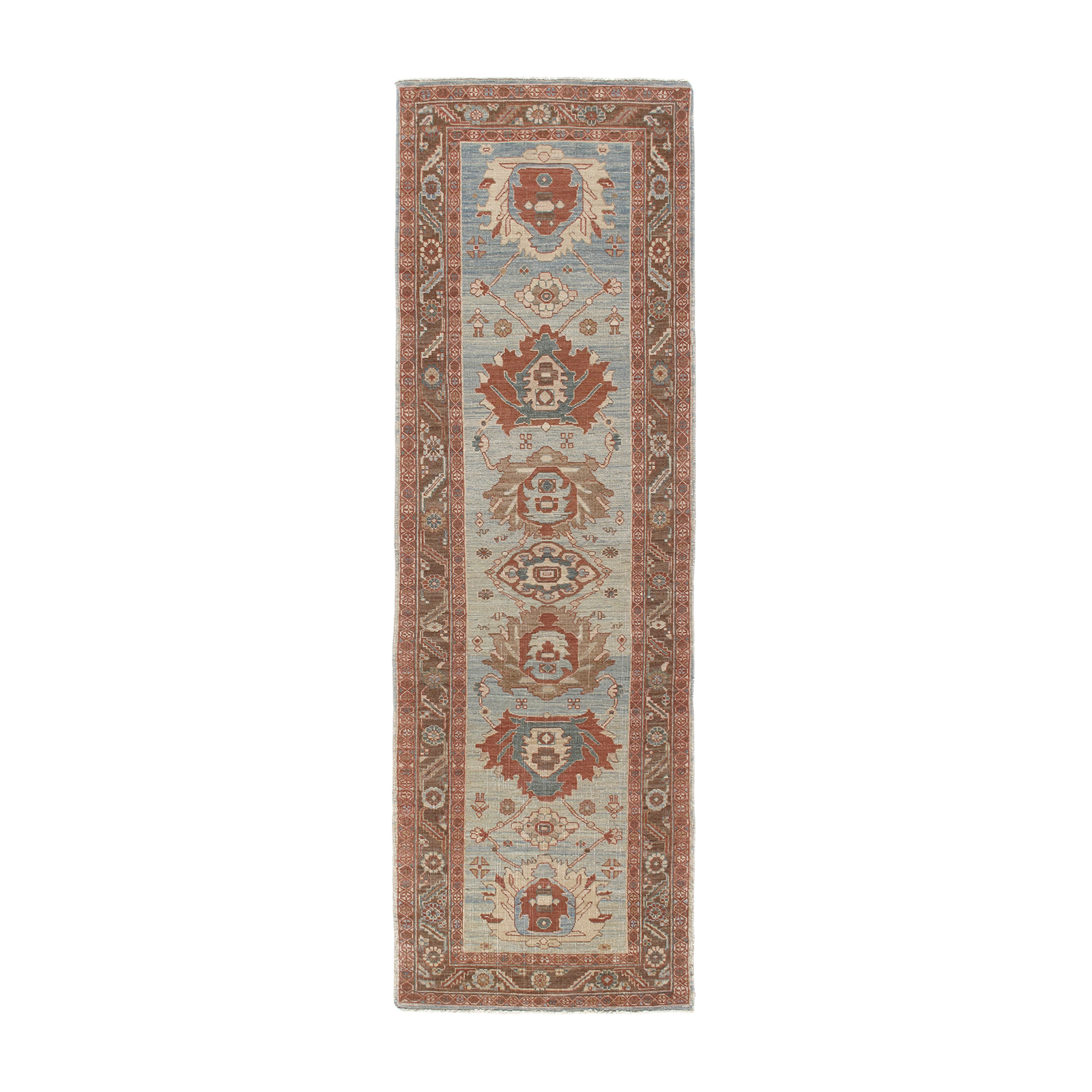 This Bakshaish Runner is hand-knotted and made of 100% wool.