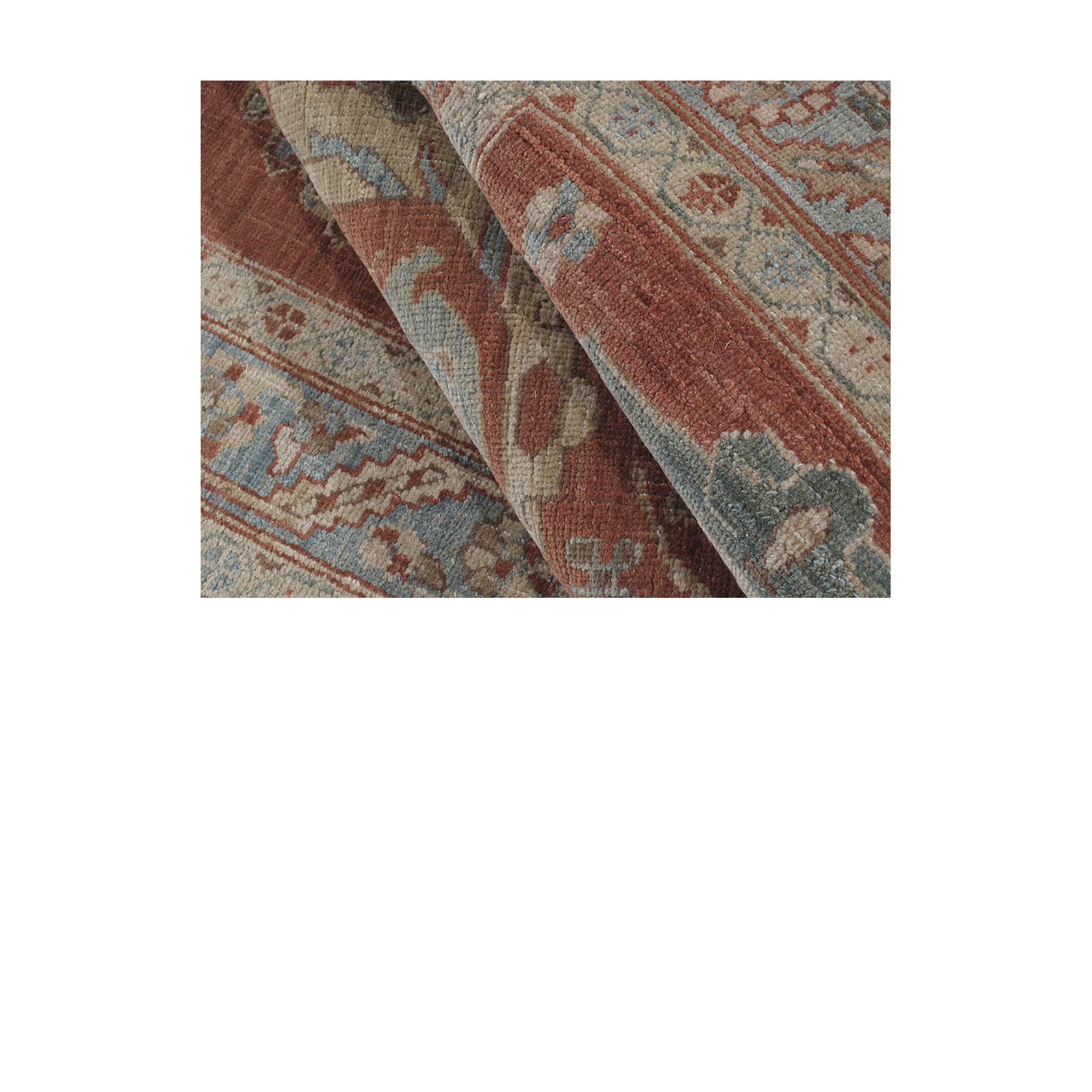 Bakshaish Runner is crafted using Persian wool and natural dye. 