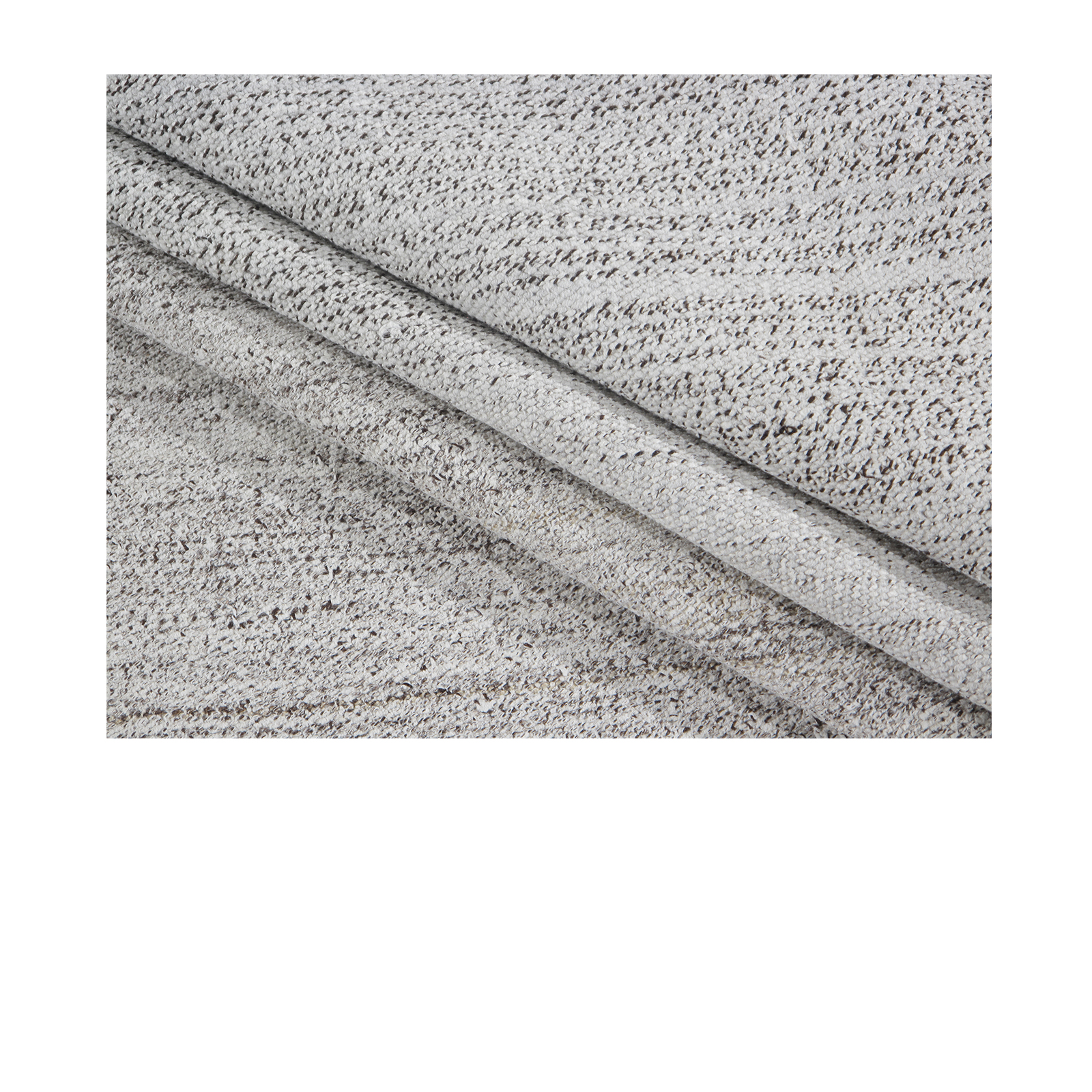 This Vintage flatweave is hand woven and made of wool and cotton.