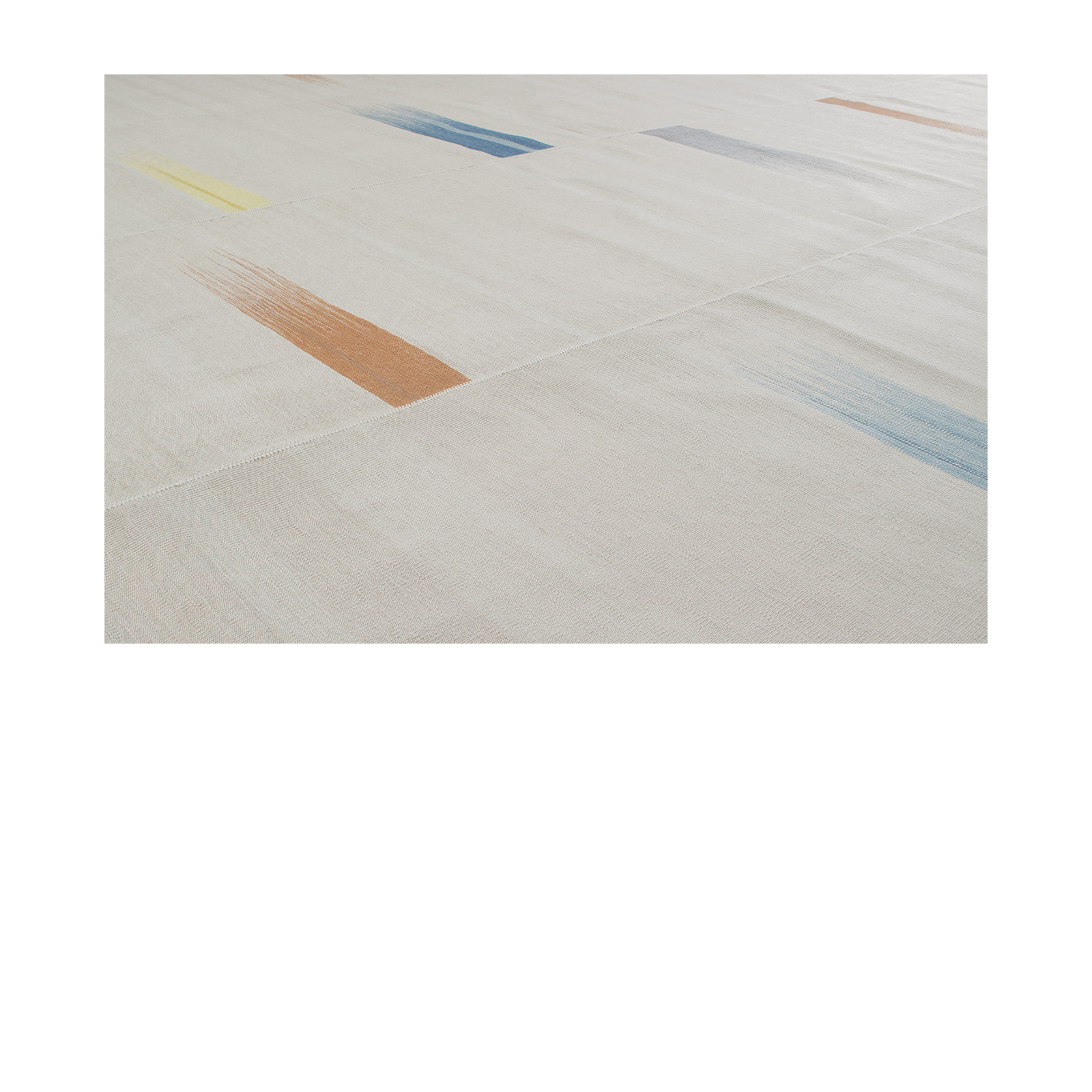 This Mazandaran rug is highlights the minimalist sophistication that existed long before the modern era. 