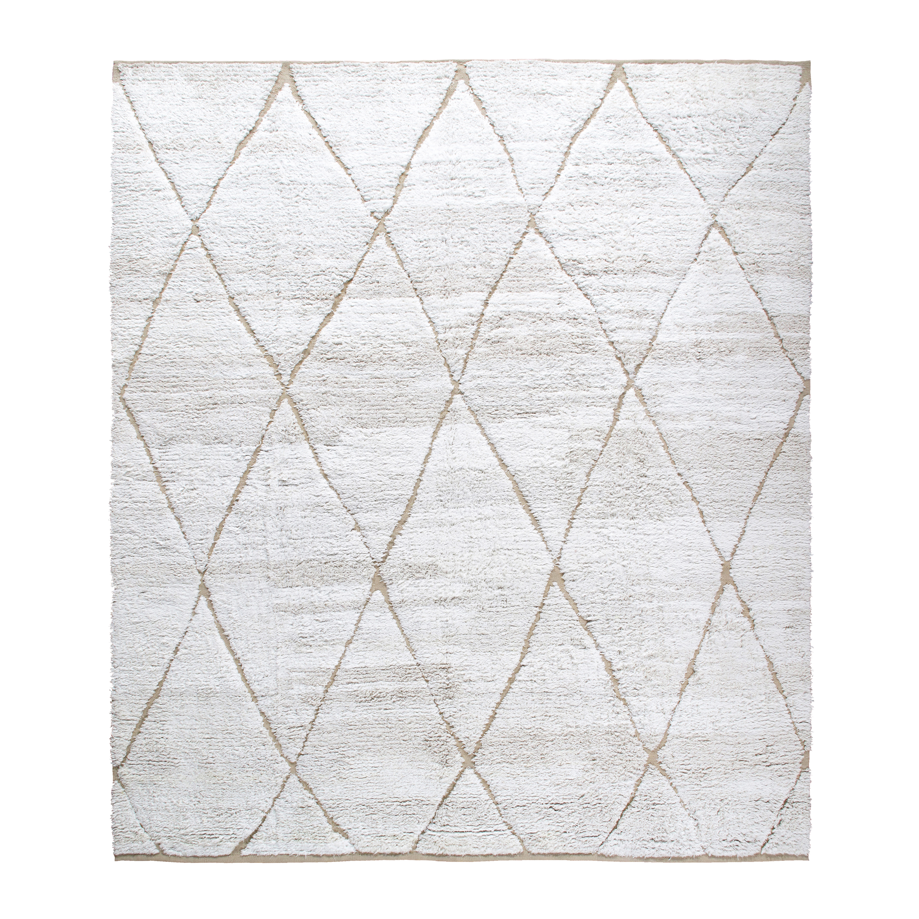 This Moroccan rug is Hand-knotted and and made of using recycle hemp.