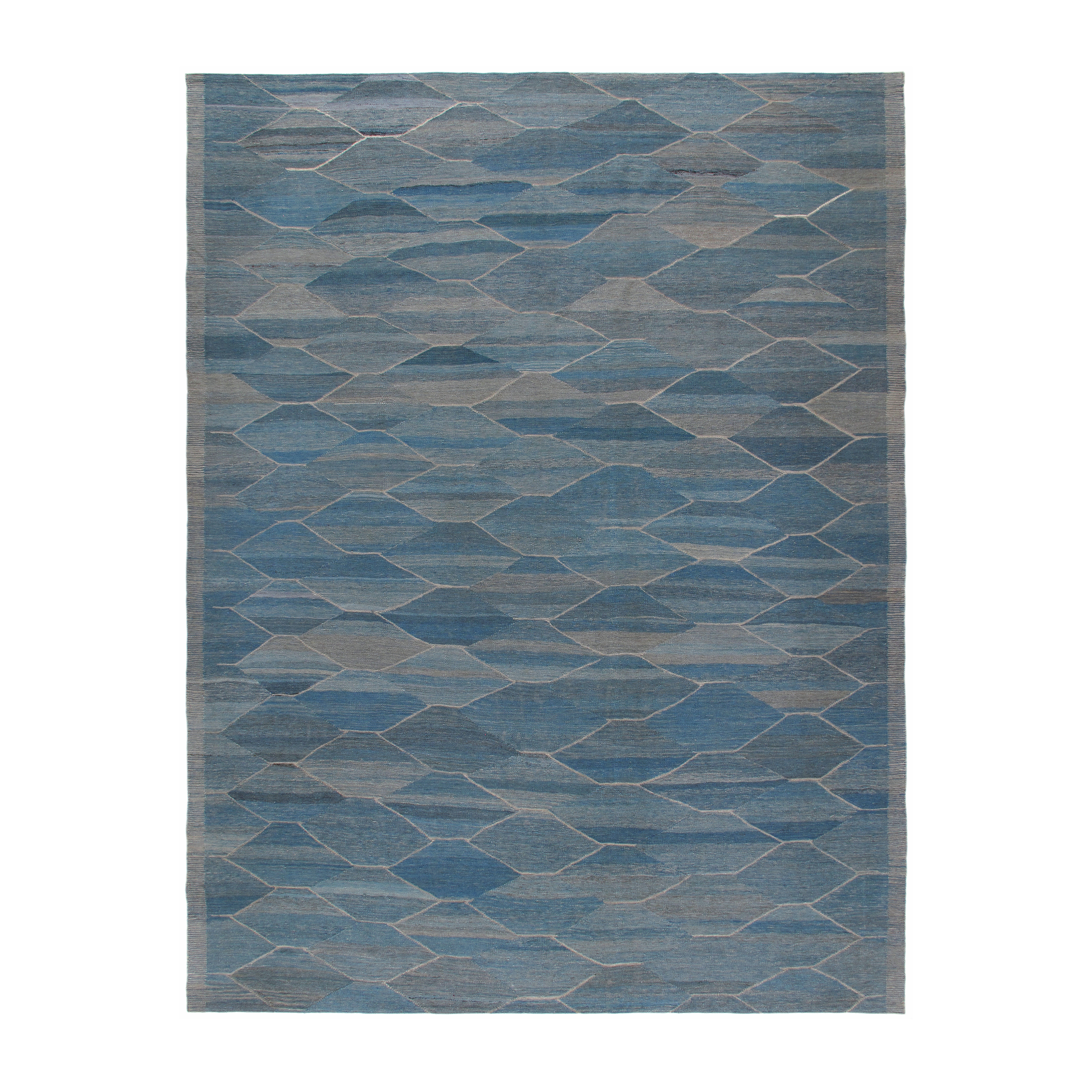 This Shiraz rug is handwoven and its made of 100% wool.