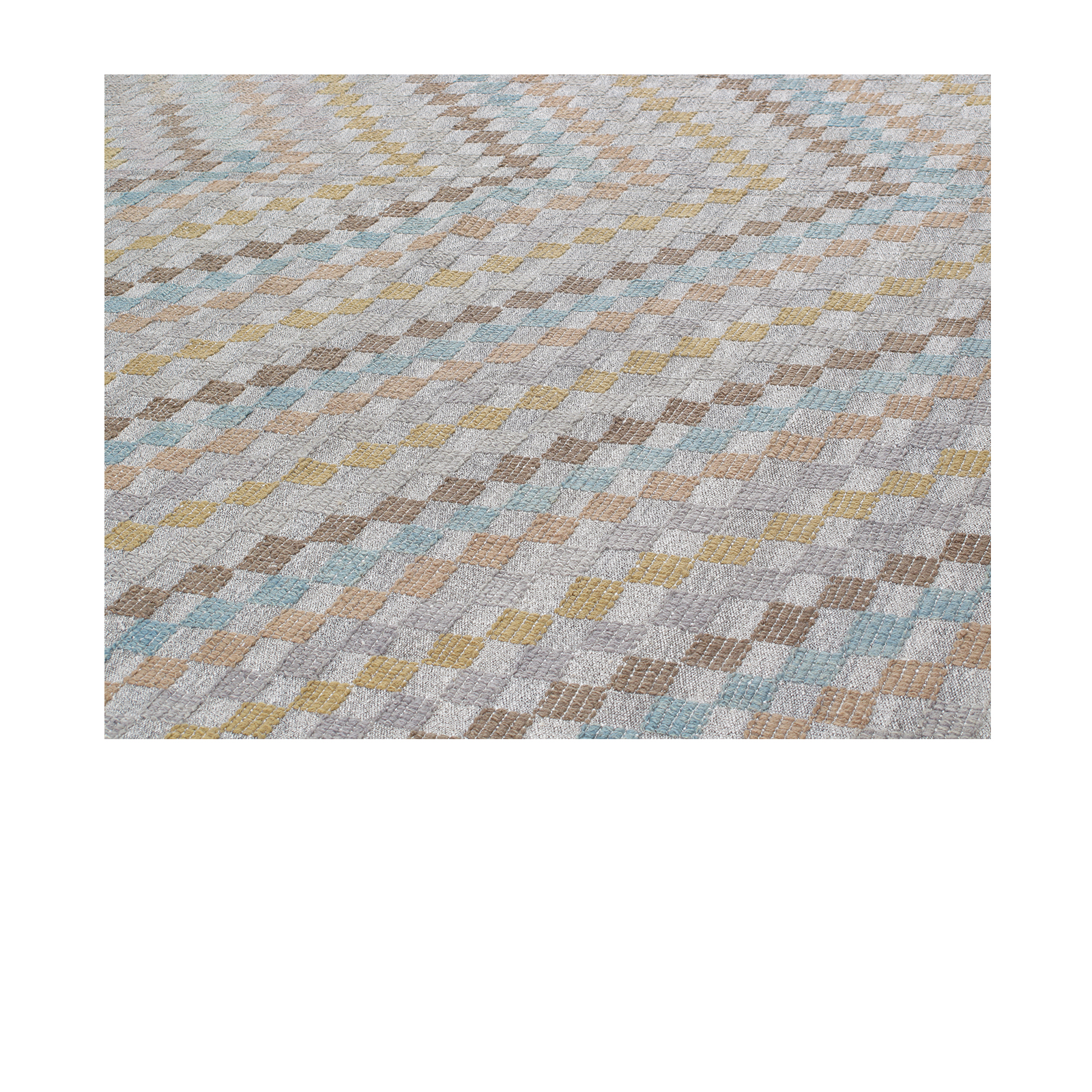This Shiraz flatweave rug is made with handspun wool and natural dyes. 