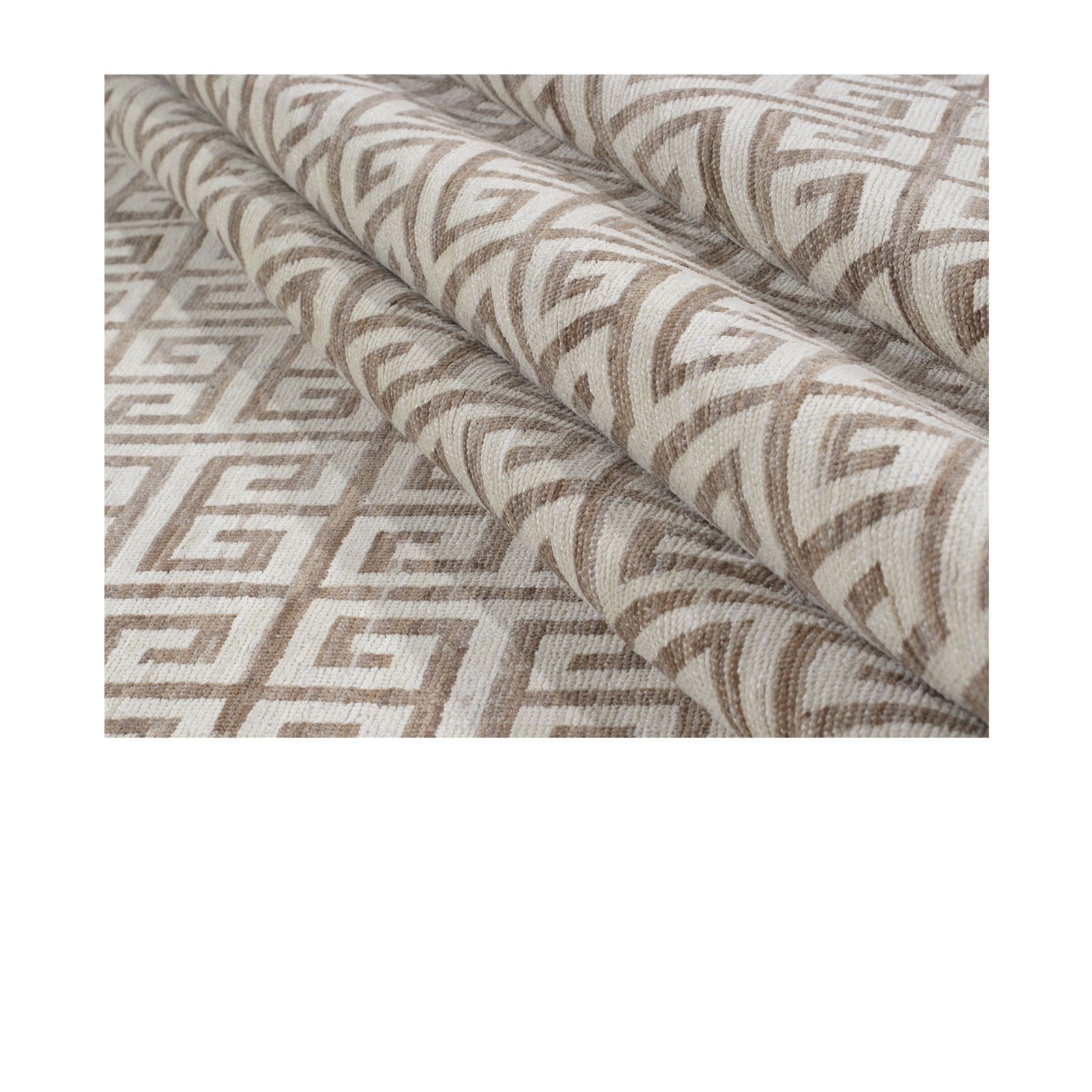 This Olympia rug is hand-knotted with modern touch design and made of 100% wool. 