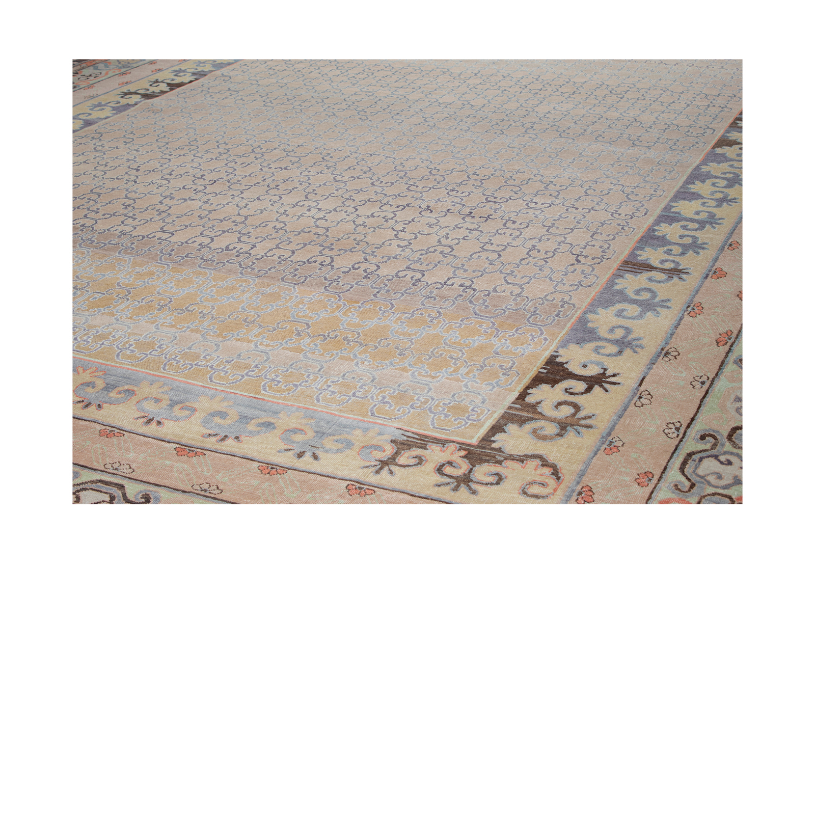  This Sevilla rug is crafted using hand-carded wool and natural dyes. 