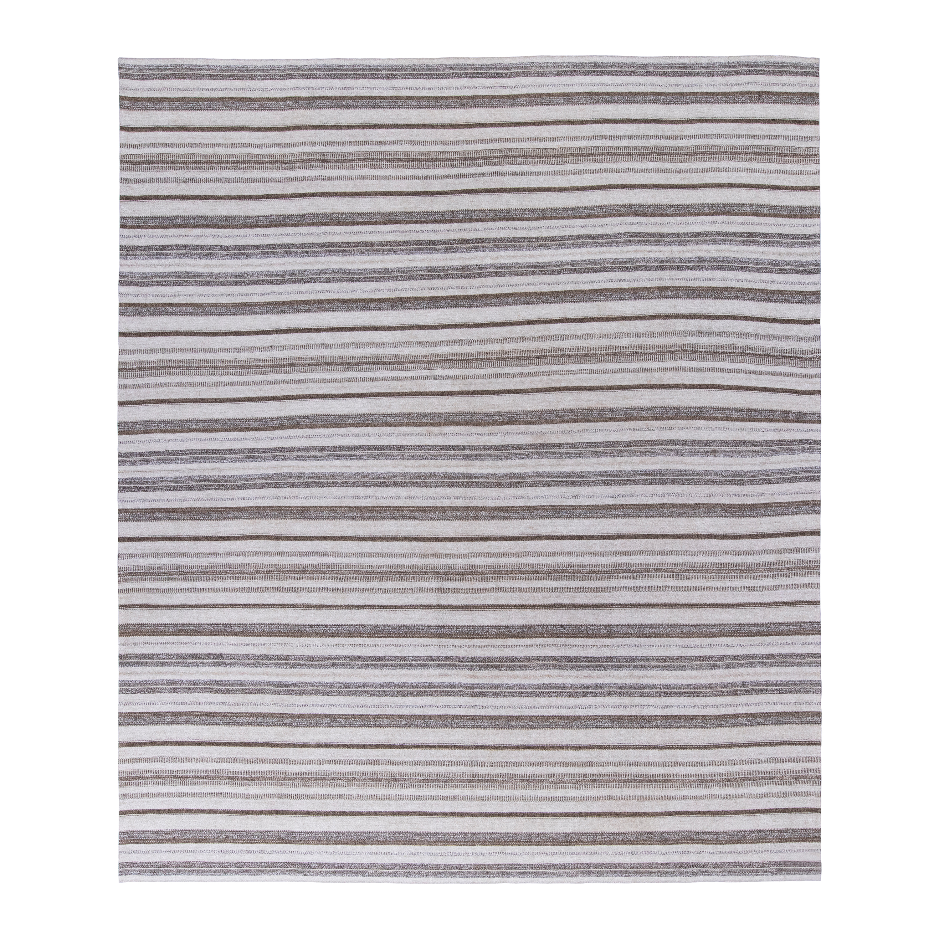 This Mid century Flatweave is handwoven and made of 100% wool.