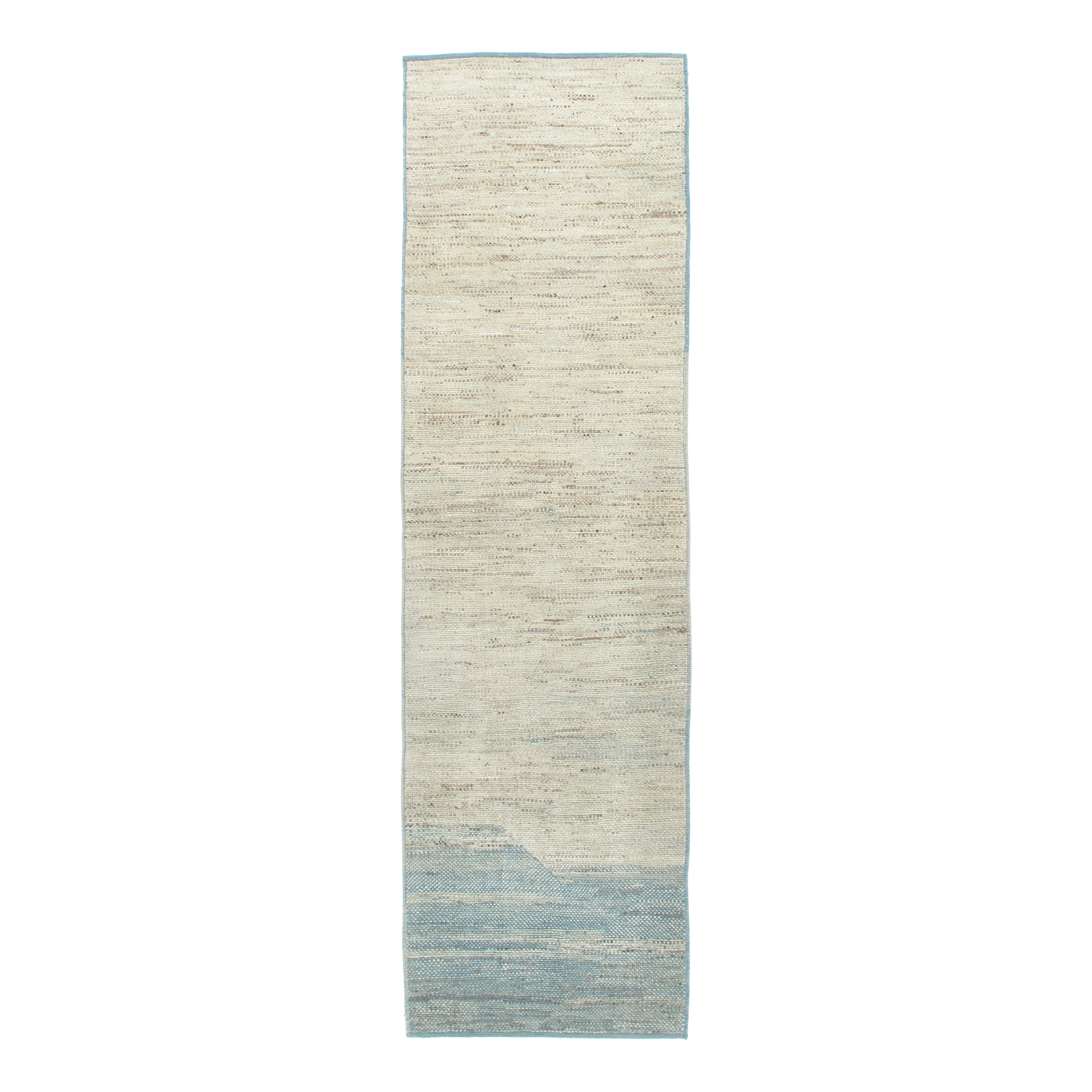 Sahara rug is a hand-knotted transitional piece made from naturally dyed wool. 