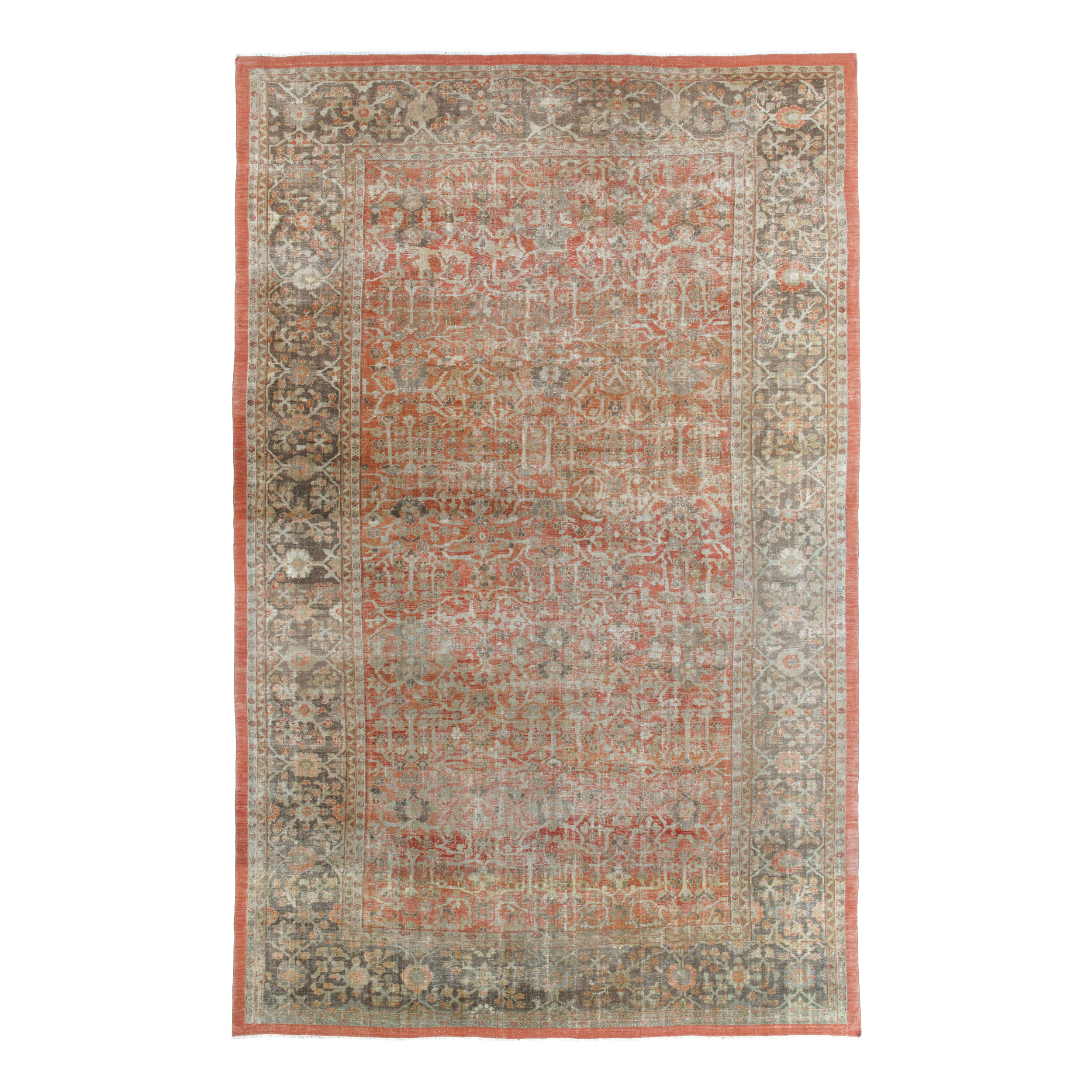 Sultanabad rug is hand-knotted and made of 100% wool.