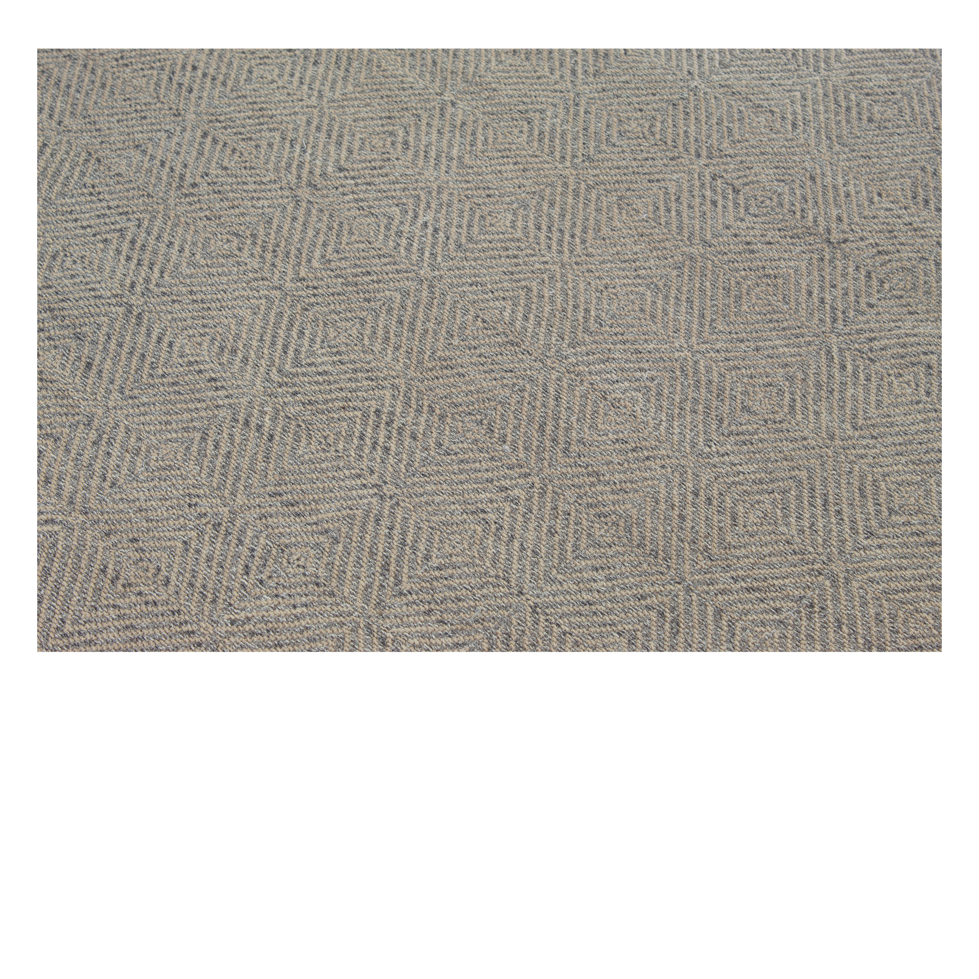 Diamond rug is a modern flatweave crafted from the finest handspun wool. 