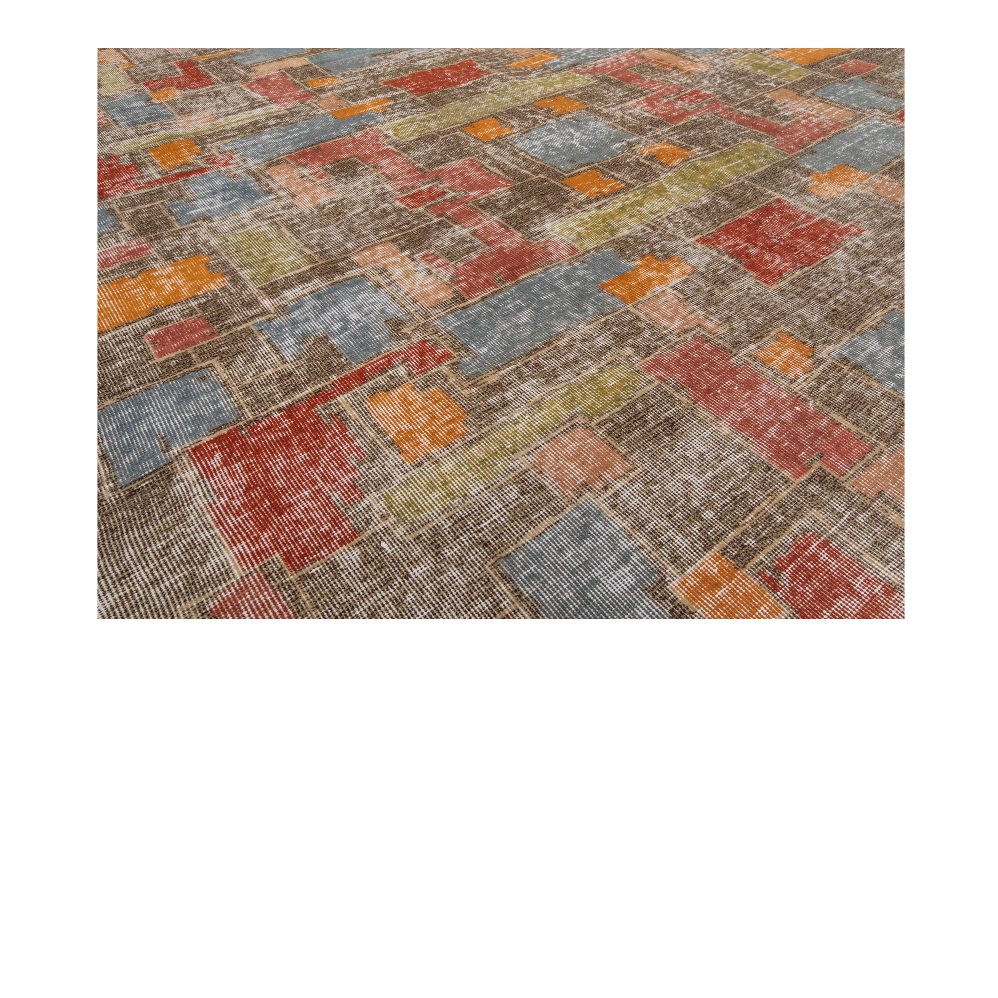 This Art Deco rug is a is hand-knotted and made of 100% wool.
