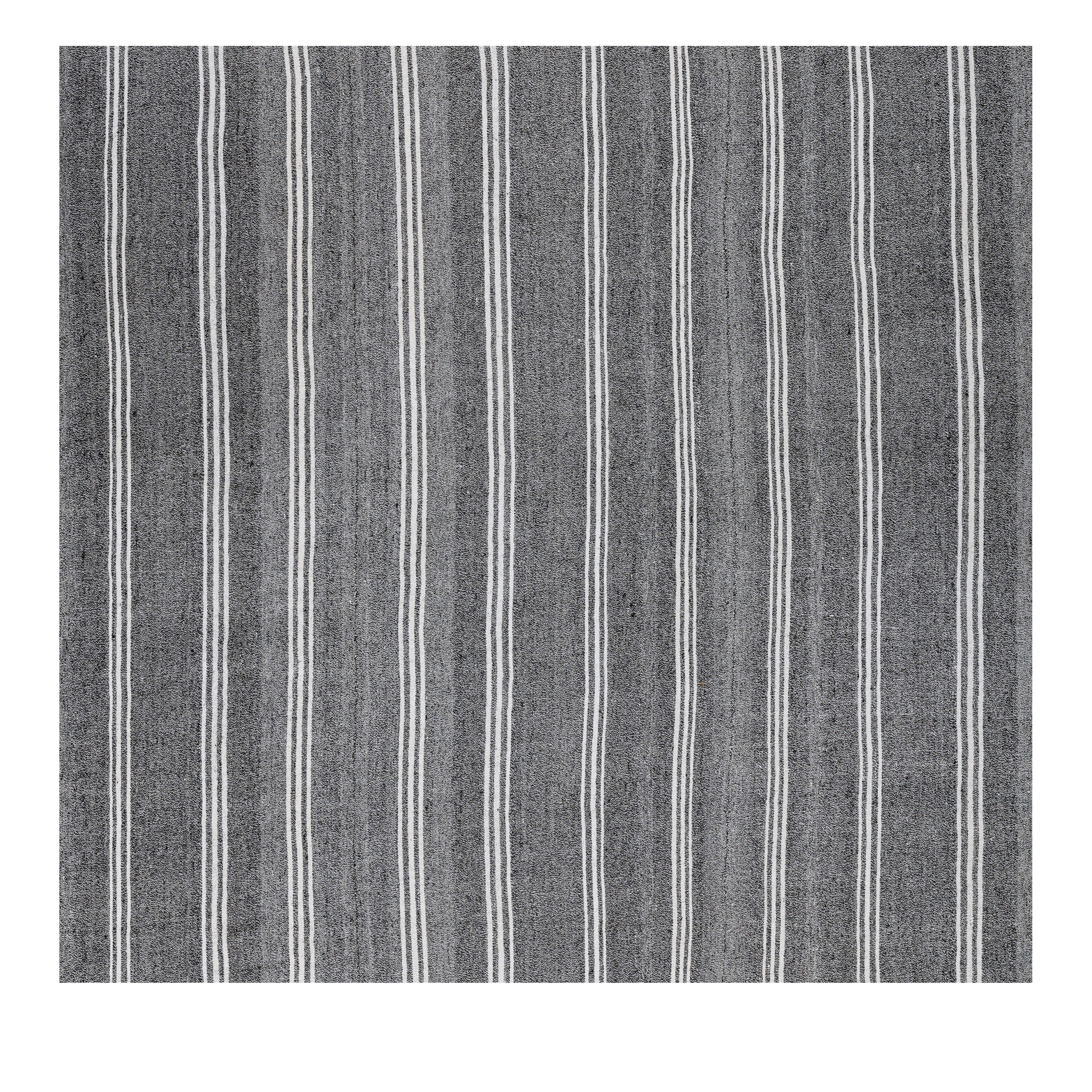 This Vintage flatweaves embody the minimalist sophistication that emerged in the mid-20th century which continues to thrive today.